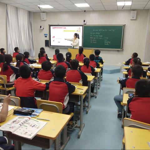 青教展风采 晒课促成长—纸房头乡山呼庄小学“青蓝工程”师徒晒课活动