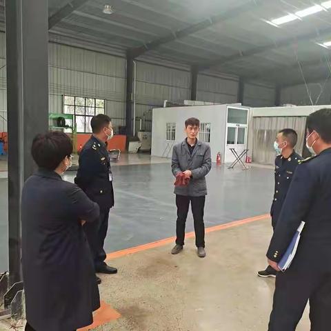 长葛市道路运输服务中心4月1日工作掠影