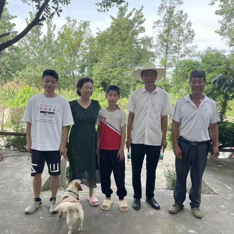 三2班家访