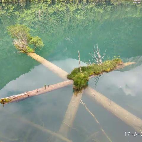 走进神奇的九寨沟