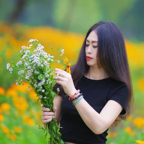 《女人爱美更爱生活》 出镜：花木兰 深海 摄影：天涯刀客