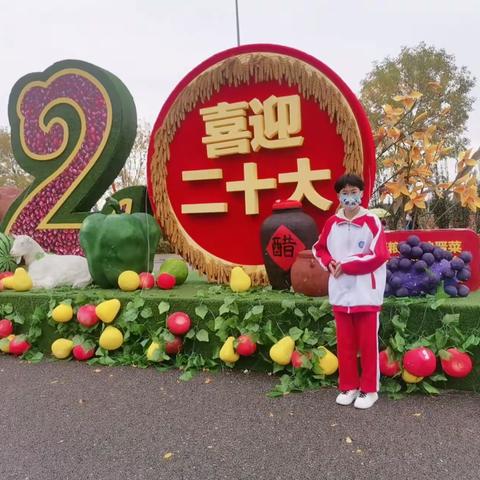 生命诚可贵，粮食价更高。     国庆走进杂粮基地