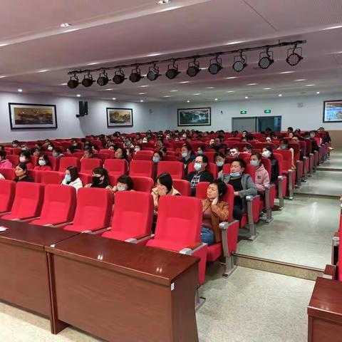 【臻美花中】真诚沟通 共育未来——花园中学举办七年级家长会