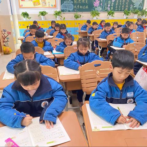 长郡云龙实验学校X2211班2023年下学期第三周成长速递