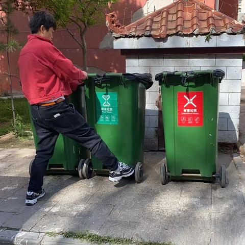 南市街道慧泽社区爱国卫生月宣传活动