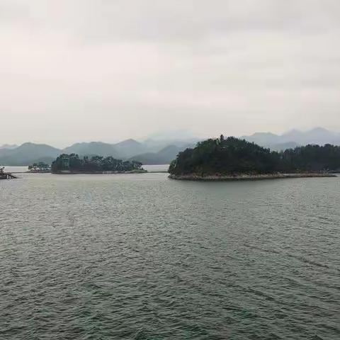 烟雨氤氲千岛湖