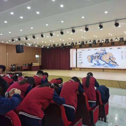 汝州市新时代精英学校小学部开展“孔子诞辰日 人人读《论语》活动纪实