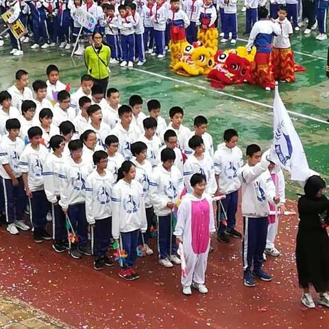 荣耀4班-记2018·校运会