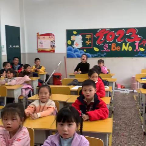 青园小学2204班美术课后服务课程反馈
