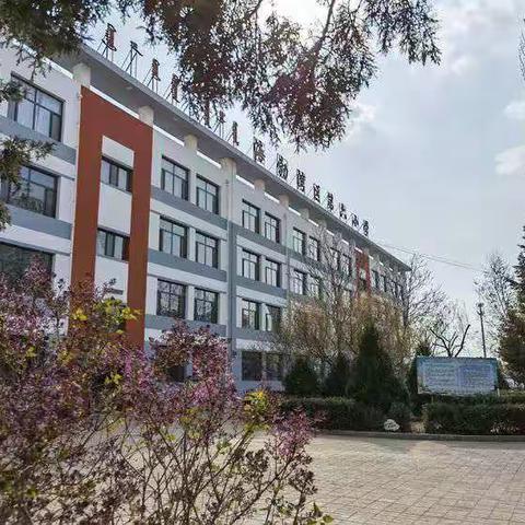 “喜迎二十大，奋进新征程”乌海市海勃湾区第六小学举行“红领巾小健将”2022年秋季运动会