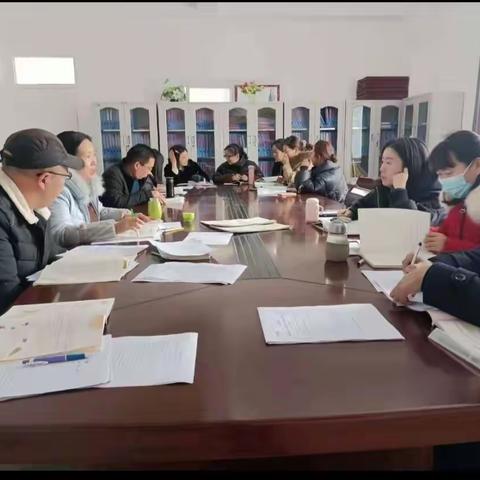 【如切如磋共教研   齐头并进同成长】—— 记新安产业区小学语文教研活动