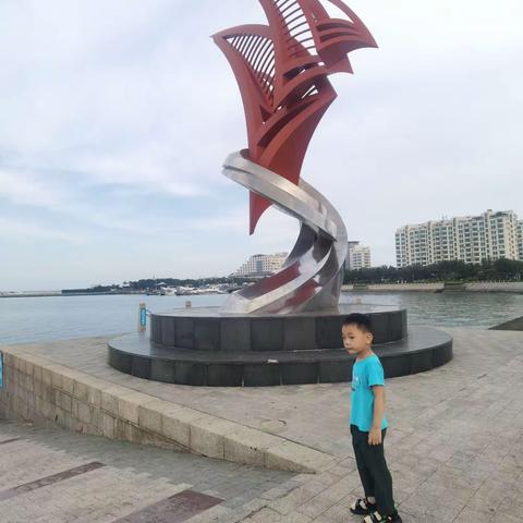 申申在日照海边的日子