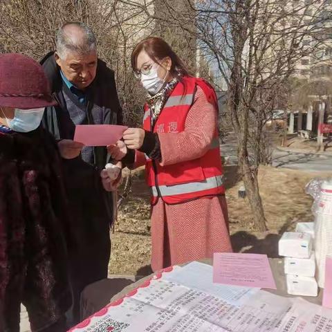 “移动办公桌” 缩短为民服务“半径”