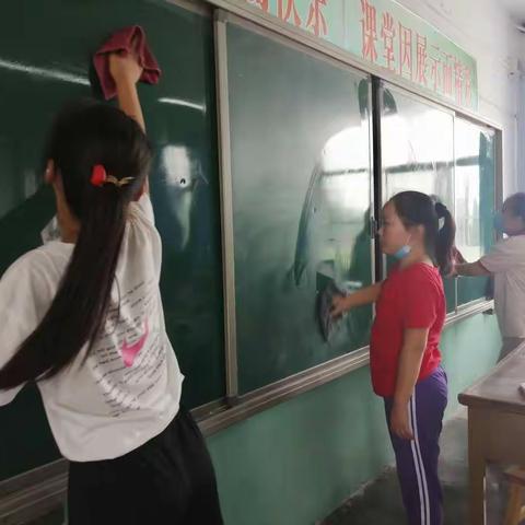 打造最美教室，争做集体主人。