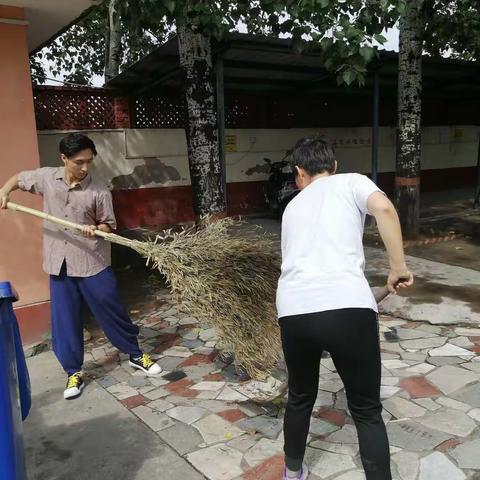 中秋时节，不忘创卫