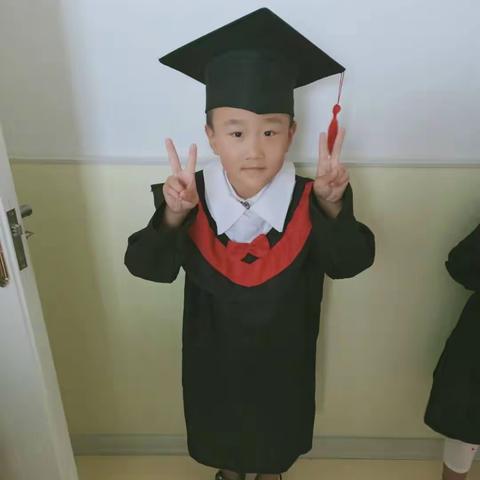 旅顺开发区实验小学五品好少年――――进步之星 高鸣予
