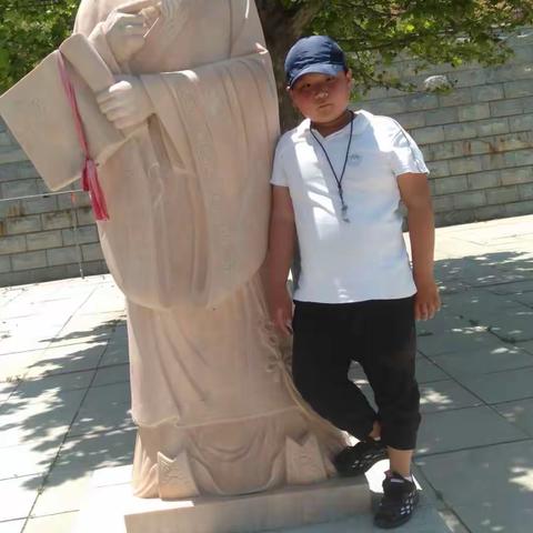 旅顺开发区实验小学五品好少年――――互爱乐助之星 姜喜垚