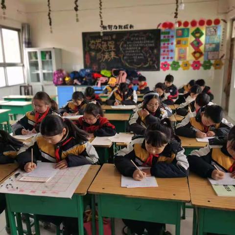 水冶南段小学书画社团活动记录