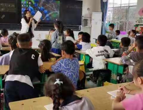 水冶南段小学书画社团A班第一周活动记录