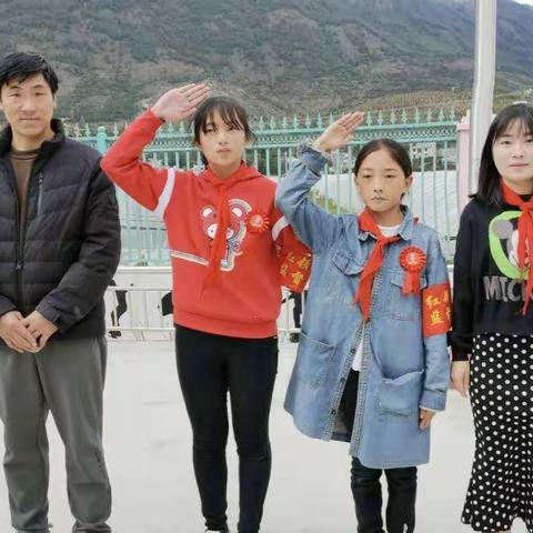 歹咩小学红领巾监督岗授标仪式