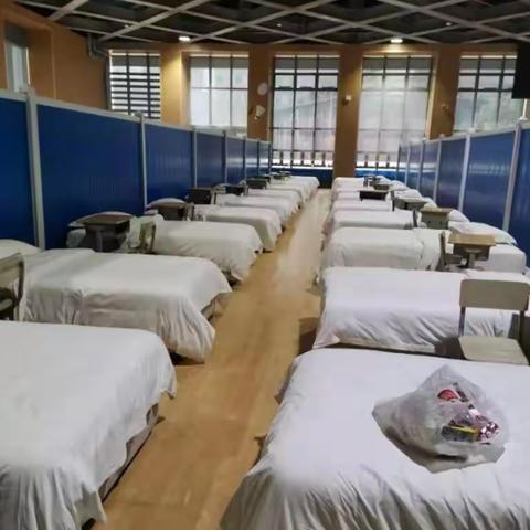 疫情中的若亚方舟