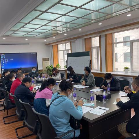 中央大街管委会办公室和尚志街道召开“国庆”期间工作部署会议