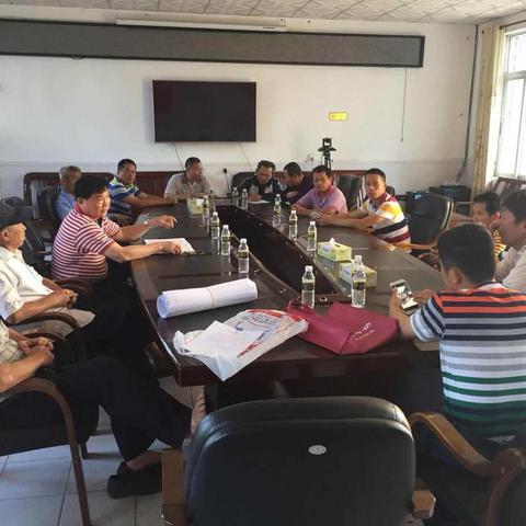 广泛征求意见，致力于将高标准农田建设项目打造成群众满意的民心工程