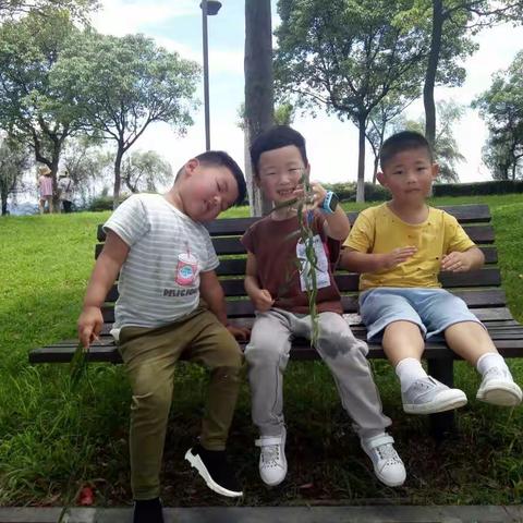 好朋友，游宁波