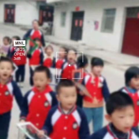 新华安心太阳花班【班级新闻】寻找秋天