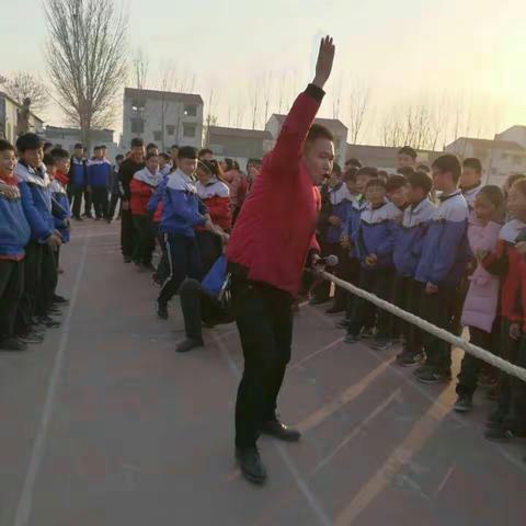 樊相镇中心学校2017-2018学年拔河比赛