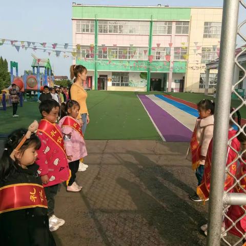 龙集镇小神童幼儿园五一放假通知