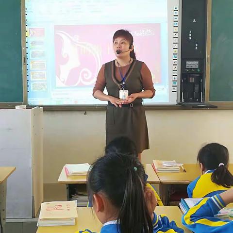 爱的路上有你——白莲中心六（4）班庆祝国际妇女节活动