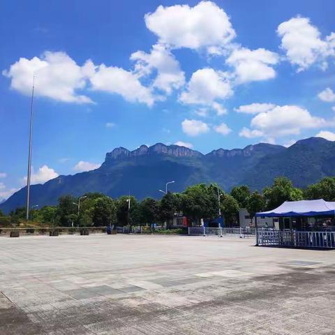 三峡大坝一日游