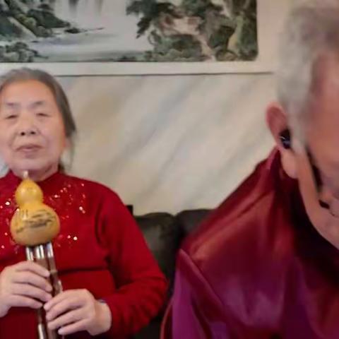 月亮挂在凤尾竹上 许长连王聘仪