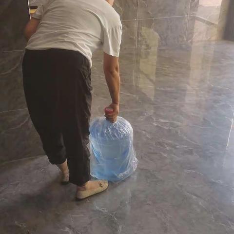 碧锐华府小区七月份工作汇报