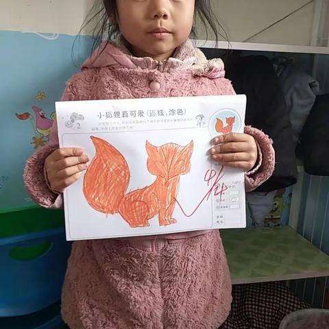 曙光幼儿园大班孩子们的美术课