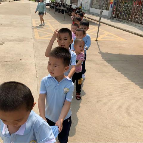 小三班户外踏青活动