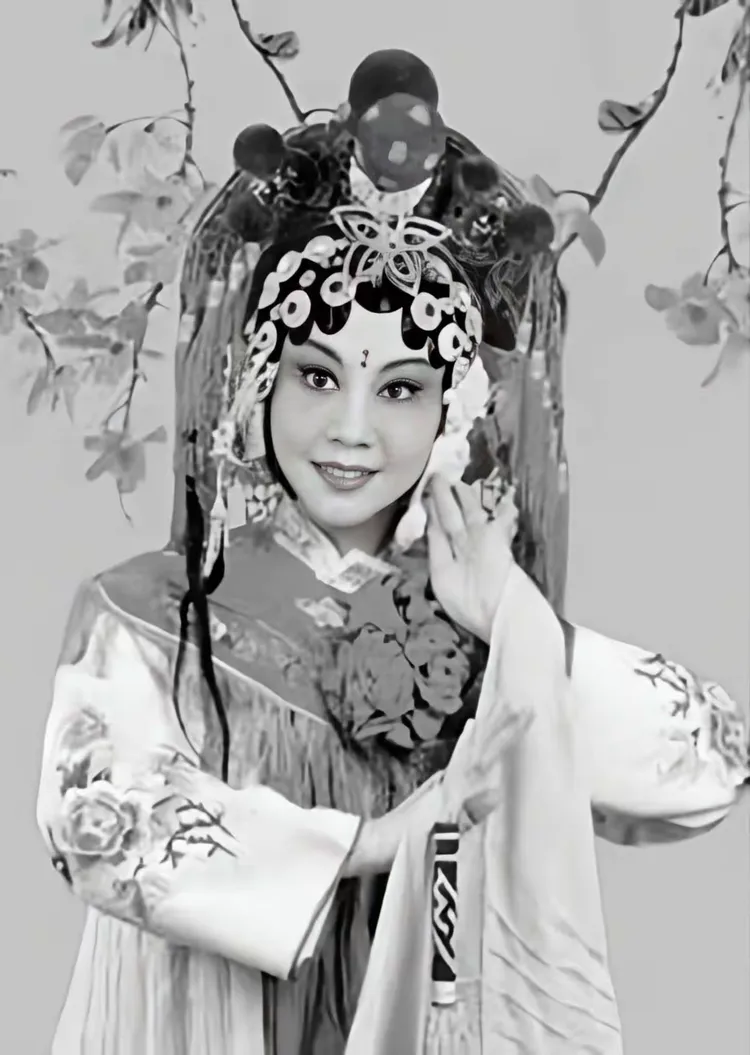 著名评剧表演艺术家韩少云经典唱段集锦