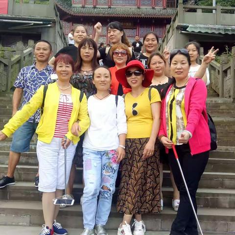 夏季金佛山玩耍。