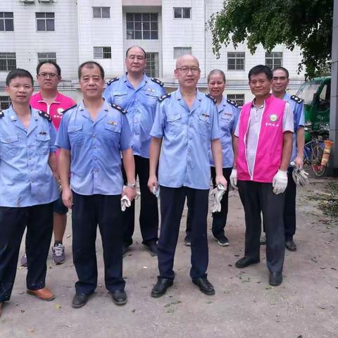 湾仔工商，奋力抗灾