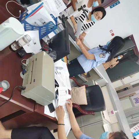 服务零距离 扎实做好居住证办理工作