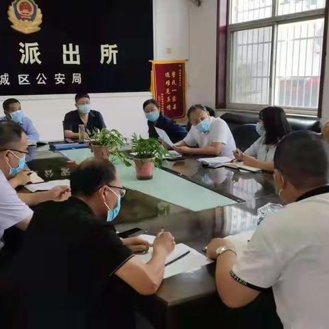 藁城分局南孟派出所进行出租房屋清查整治“掸尘”行动