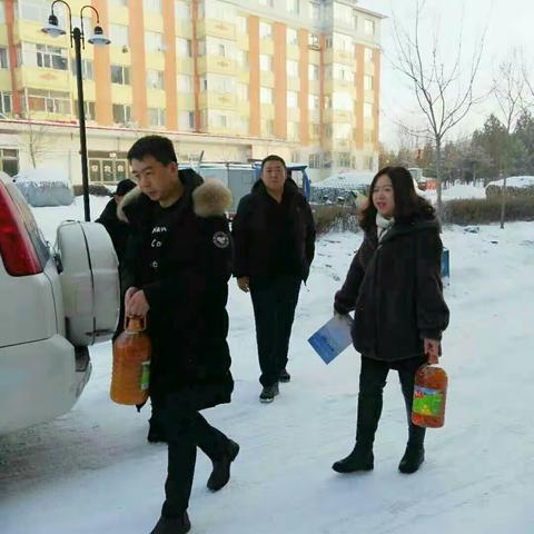 新春佳节送温暖 访贫问苦惠民生――古中管护区开展走访慰问活动