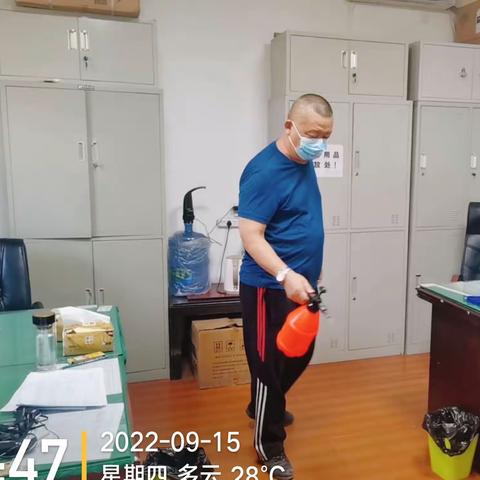 落实车辆消毒消杀，做好垃圾日产日清。