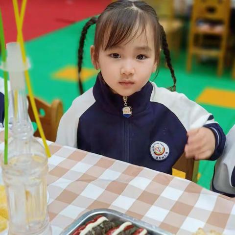 佳育幼儿园美食分享活动