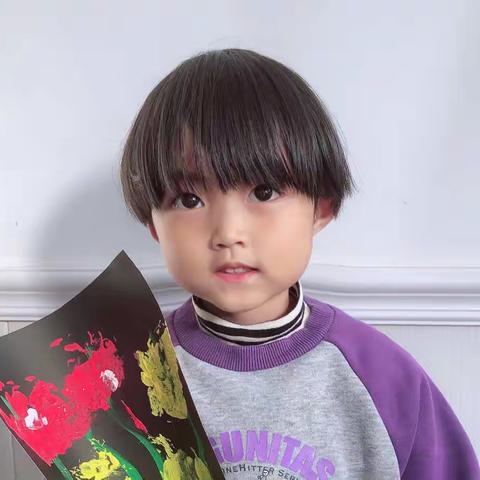 爱幼赞博远幼儿园礼赞一班 阎语妙 宝贝成长档案