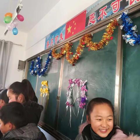 沙土中心小学四二班元旦联欢