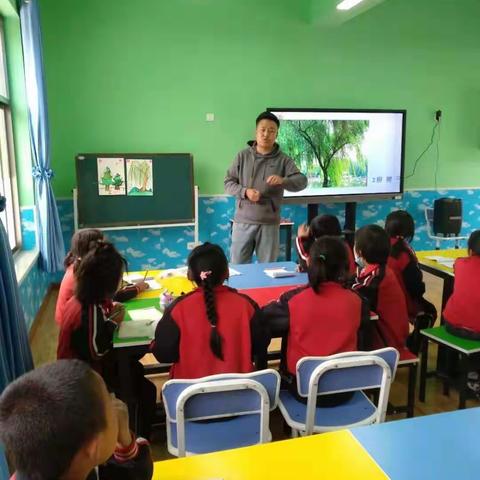 榜样引领促教研