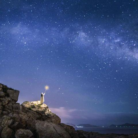 夜空中最亮的星 ——致敬培英中学最美逆行人