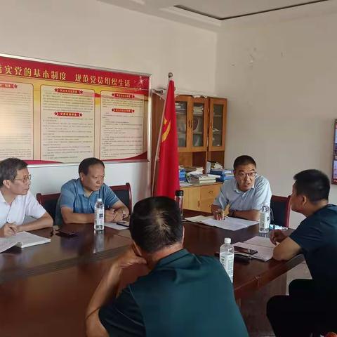 肥乡法院党组书记、院长申卫东实地督查农村改厕工作